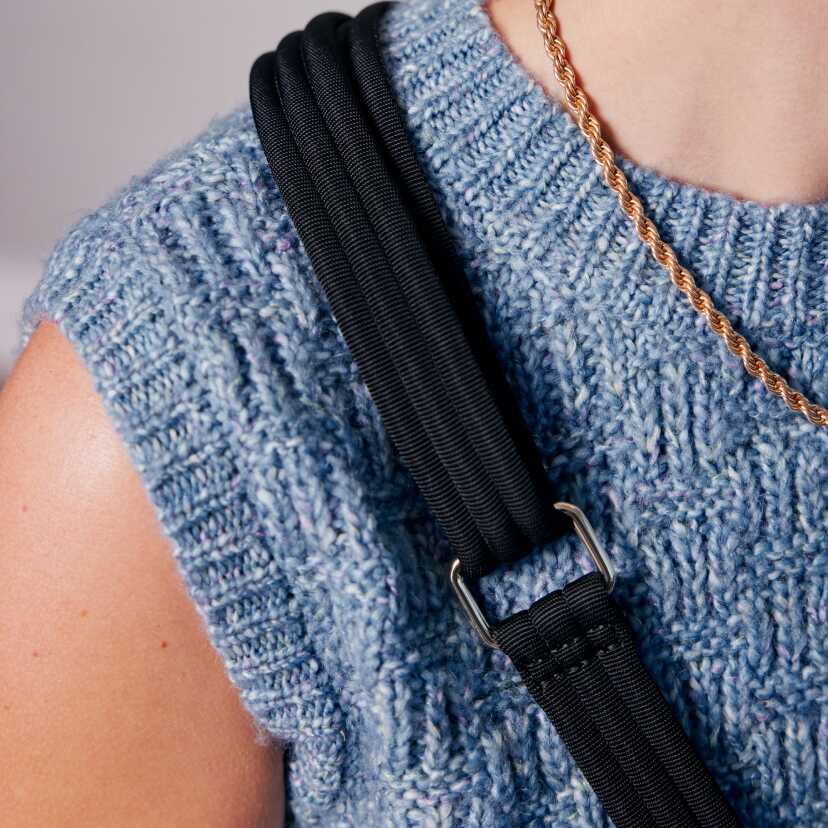 close up of Nouvelle strap