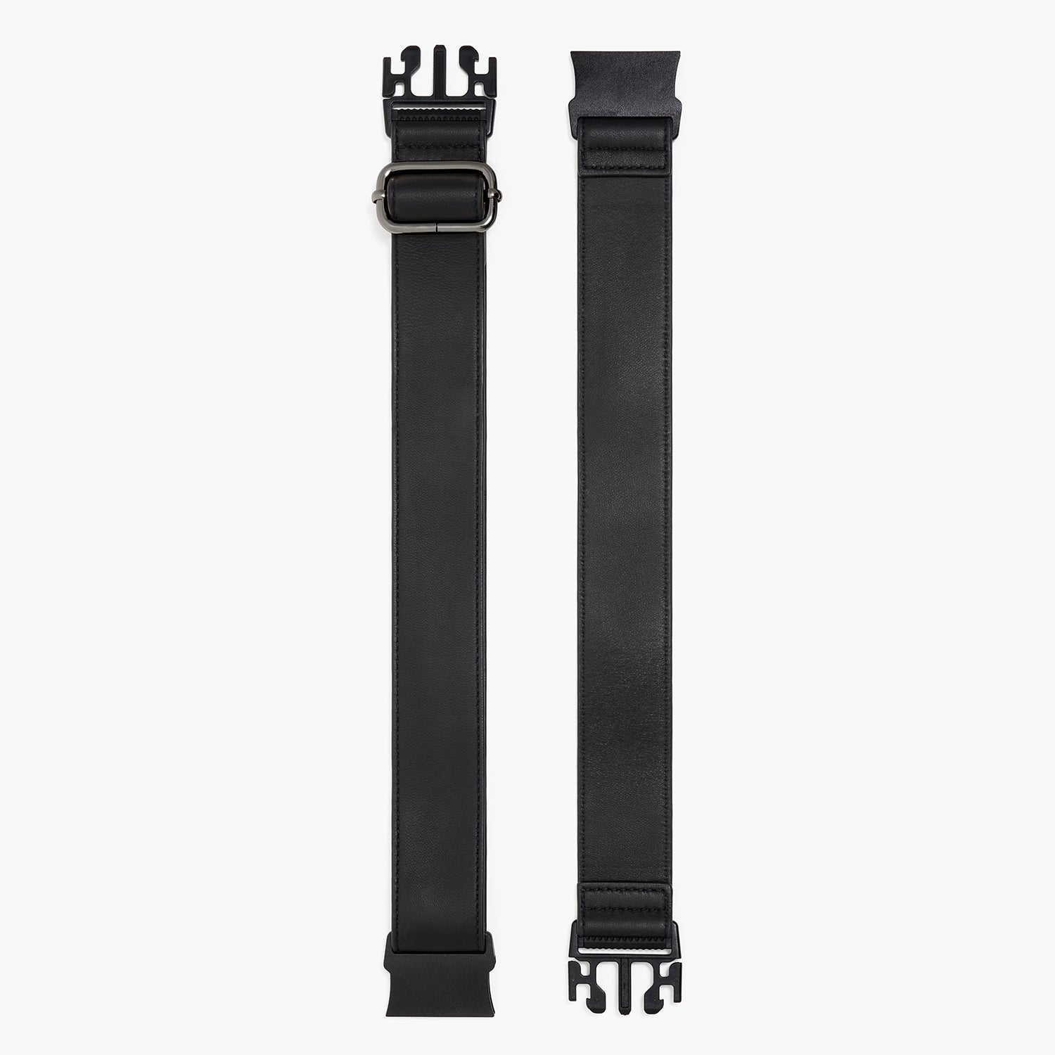 modular strap of Aoyama 2 Leather in black with gunmetal hardware