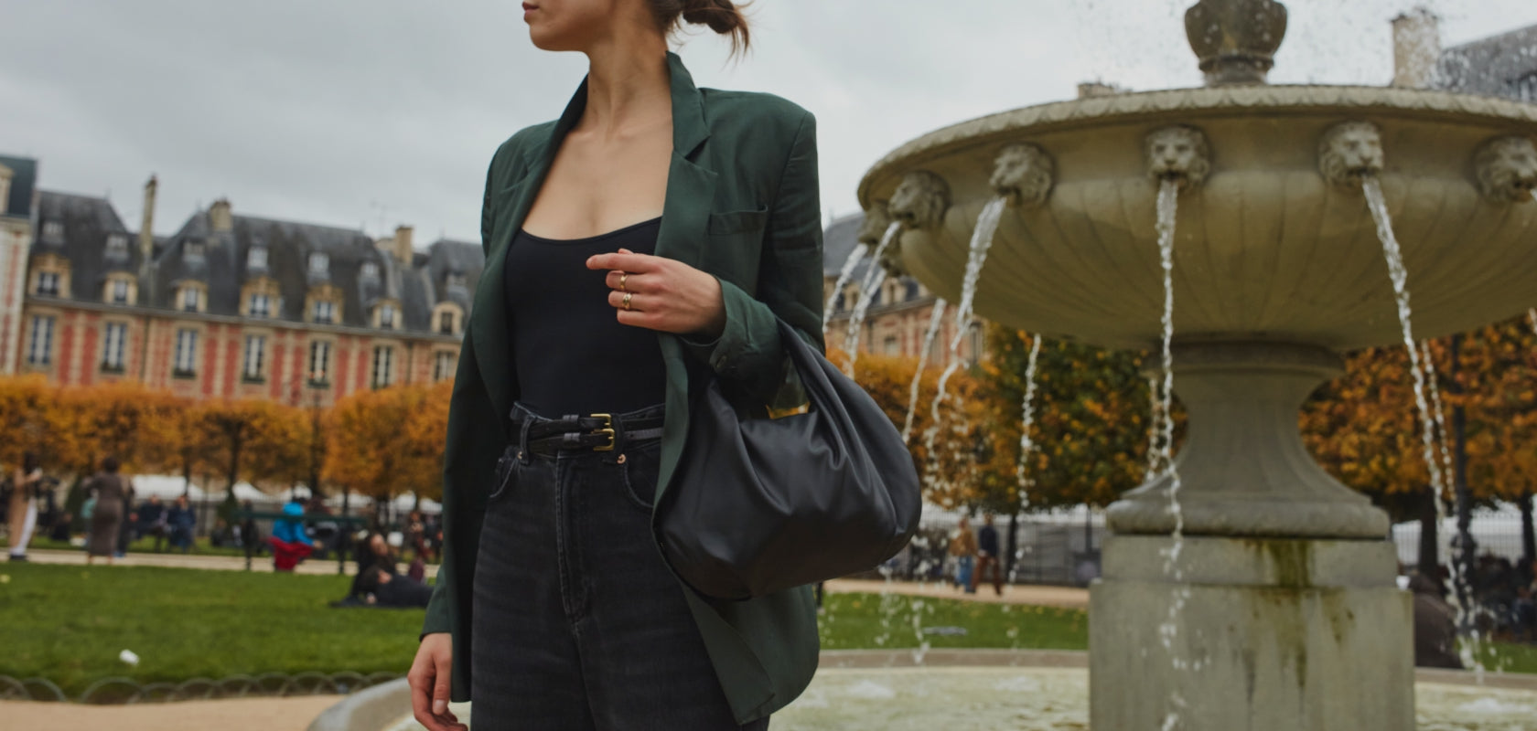 Aoyama - Sheepskin Leather - Black / Gold / Camel