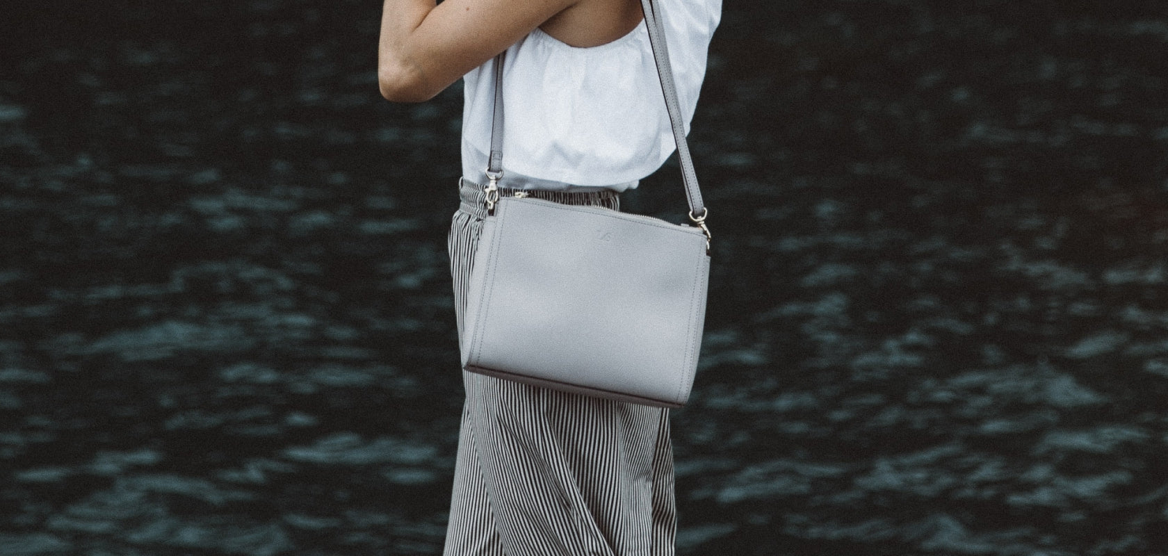 Lo & Sons Pearl Crossbody Bag - Nappa Leather - Sienna/Gold/Camel