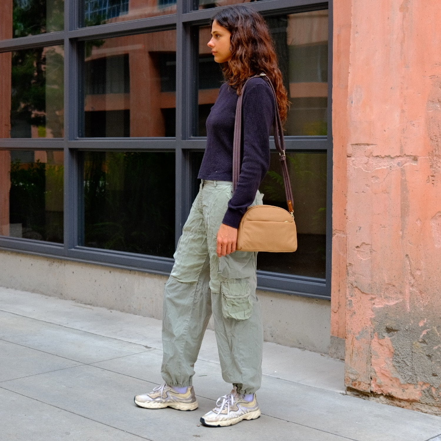 Nouvelle - Recycled Nylon - Dark Tan / Gold / Camel