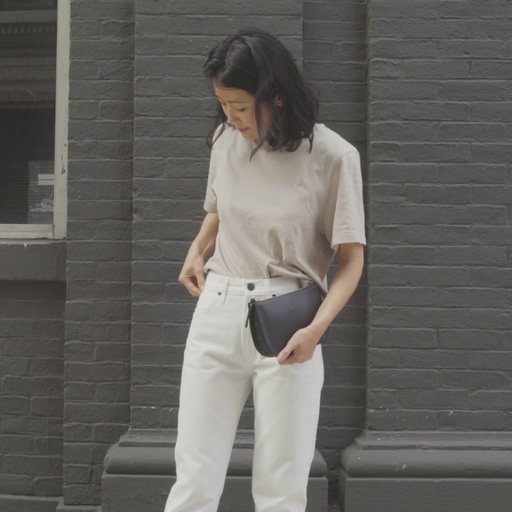 Lo & Sons Waverley 2 Belt Bag - Saffiano Leather - DarkGrey/Silver