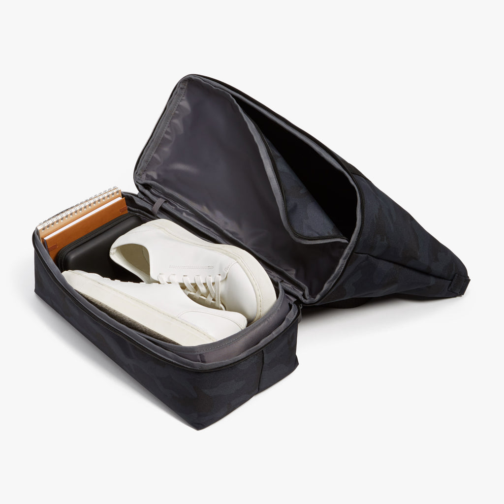 Bottom Pocket - Catalina Deluxe Tote - 600D Recycled Poly - Navy Camo - Tote - Lo & Sons