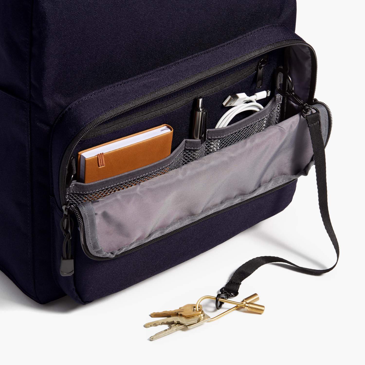 Front Pocket - Hanover Deluxe 2 - 600D Recycled Poly - Deep Navy - Backpack - Lo & Sons