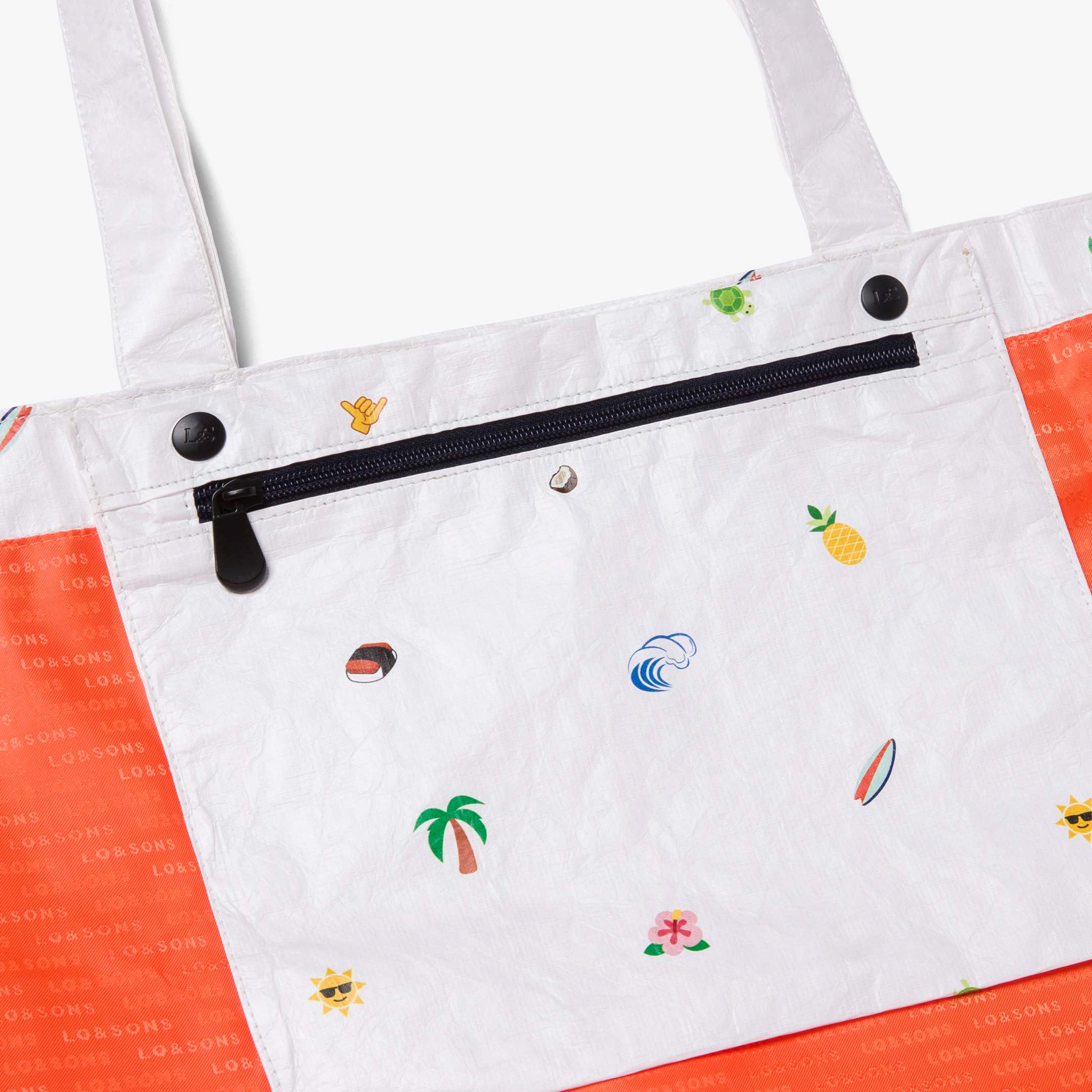Interior pouch close up - The Del Mar Packable Tote Large - White Hawaii Emoji - Lo & Sons