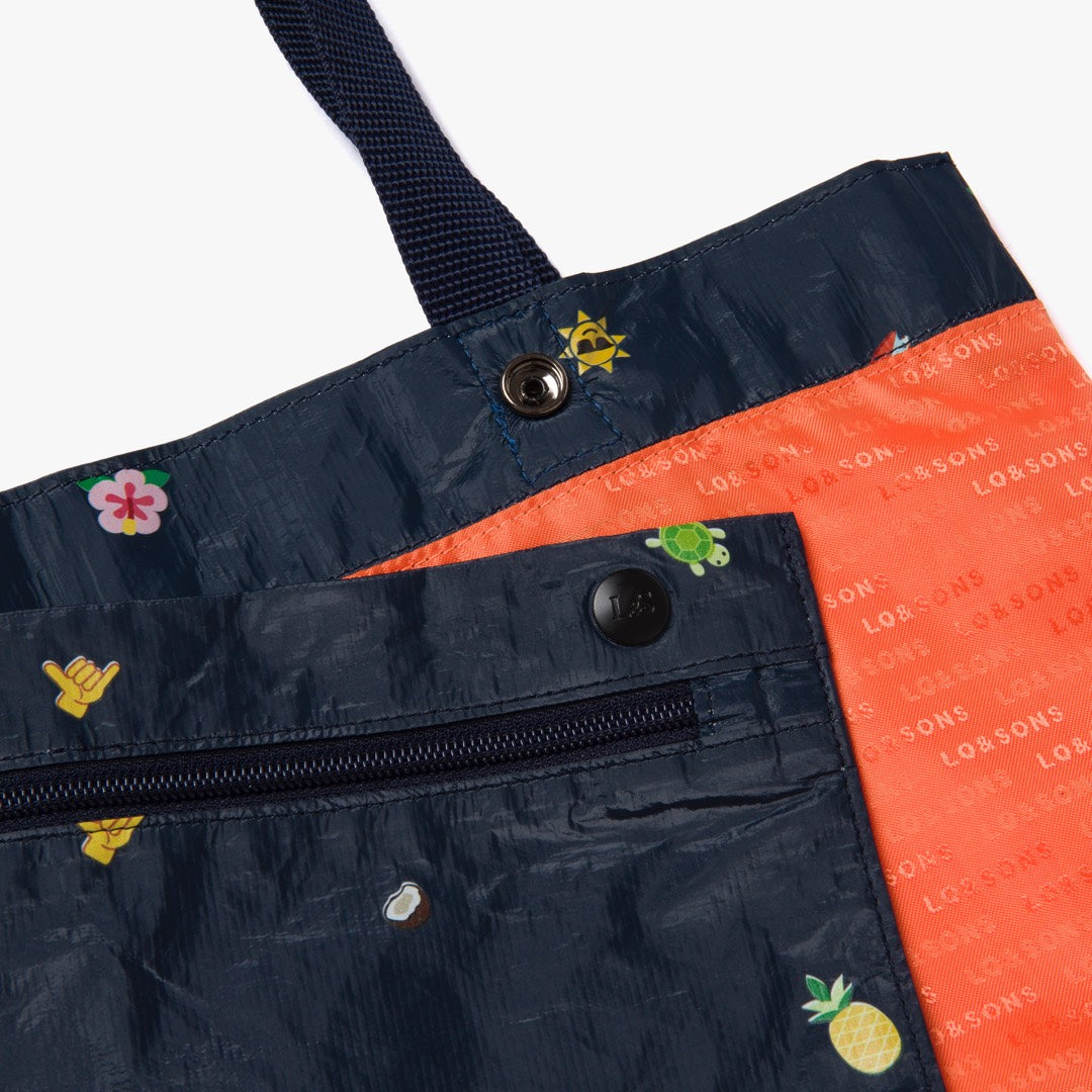Interior pouch buttons close up  - The Del Mar Packable Tote Small - Navy Hawaii Emoji - Lo & Sons