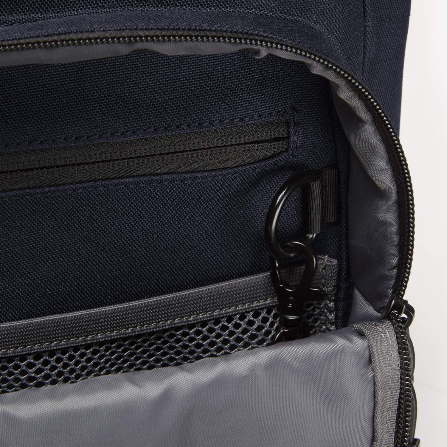 D-Ring - The Hanover Deluxe - 600D Recycled Poly - Navy - Backpack - Lo & Sons