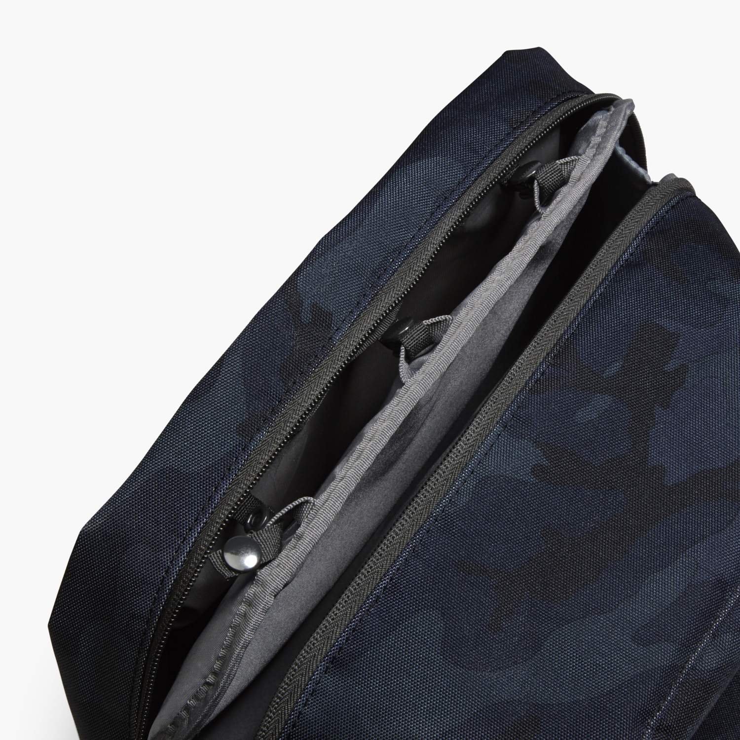 Insert Clip - The Hanover - 600D Recycled Poly - Navy Camo - Backpack - Lo & Sons