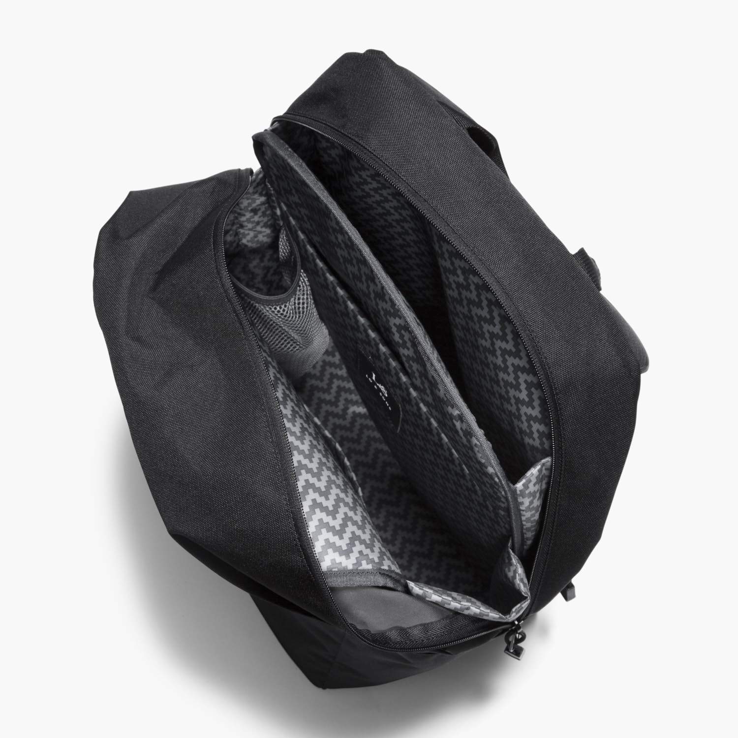 Interior Empty - The Hanover - 600D Recycled Poly - Onyx - Backpack - Lo & Sons