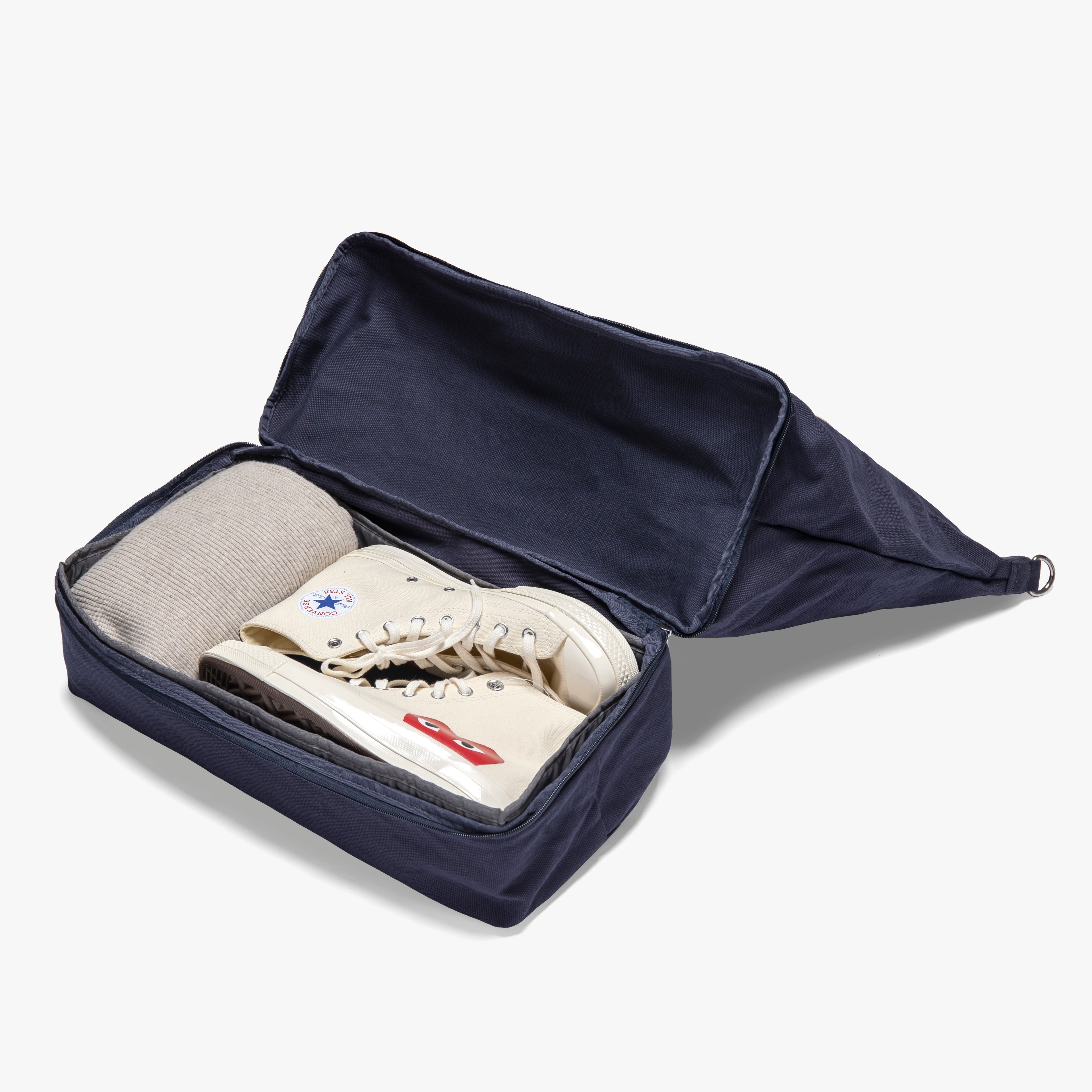 Bottom shoe compartment - Catalina Deluxe - Organic Canvas - Deep Navy - Weekender - Lo & Sons