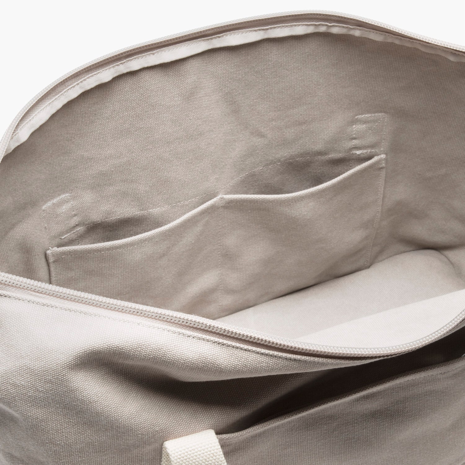 Interior pockets  - Catalina Deluxe - Organic Canvas - Dove Grey - Weekender - Lo & Sons