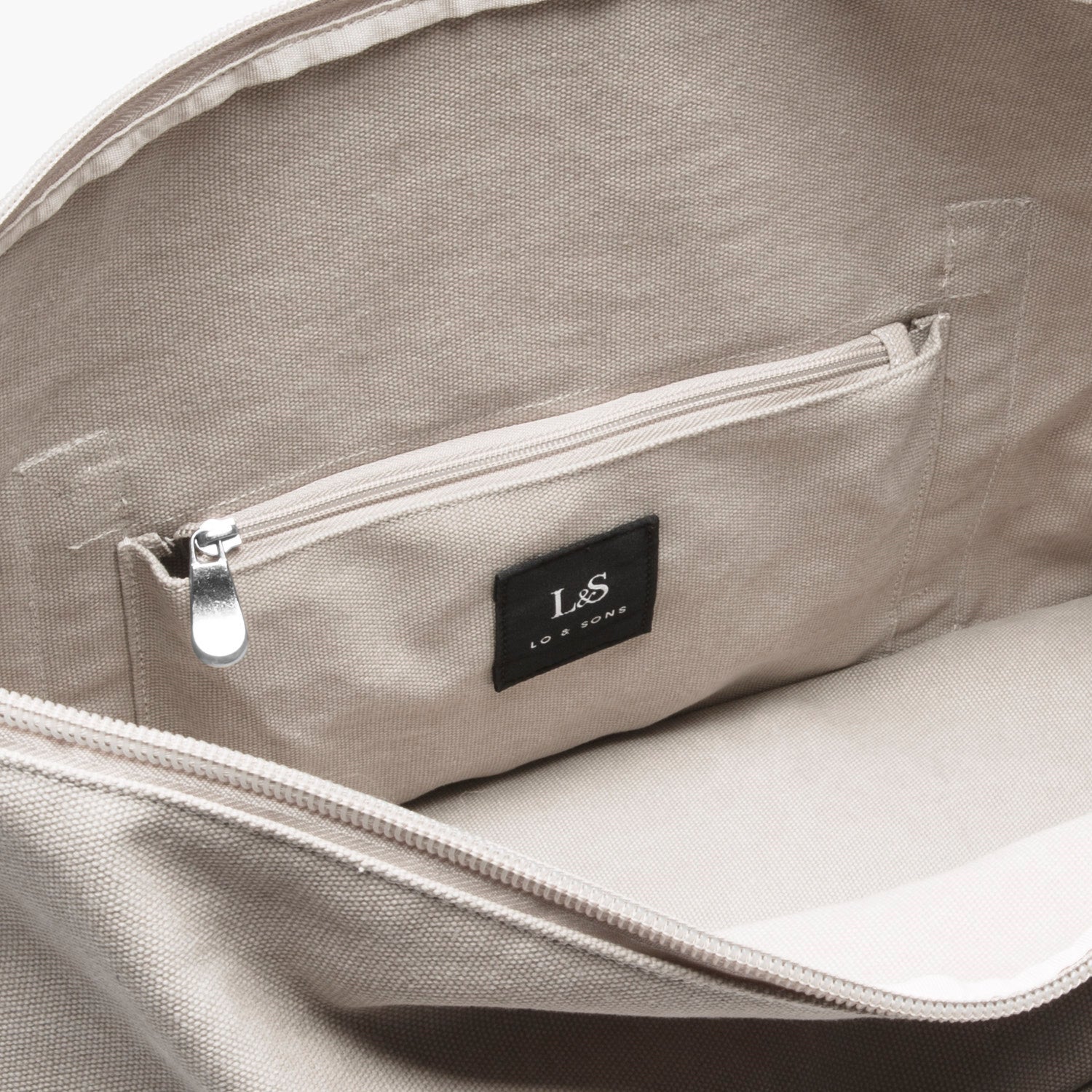 Interior zipper pocket  - Catalina Deluxe - Organic Canvas - Dove Grey - Weekender - Lo & Sons