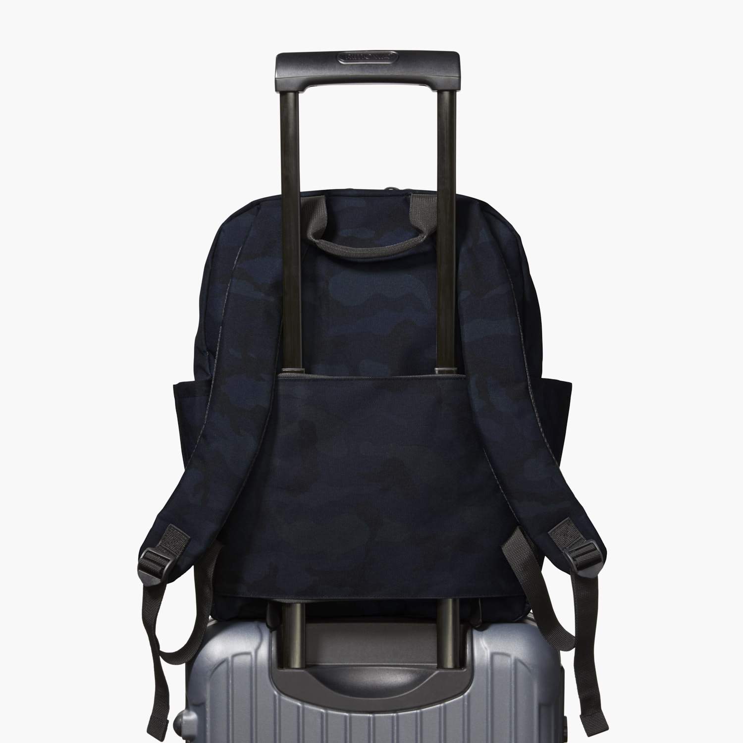 Luggage Sleeve - The Hanover Deluxe - 600D Recycled Poly - Navy Camo - Backpack - Lo & Sons